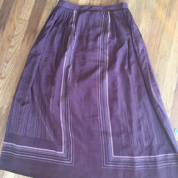 Vintage brown silk midi skirt with beautiful print - Picture 1 of 5